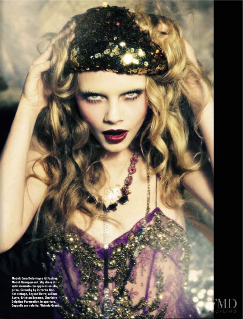 Cara Delevingne featured in Beauty, November 2012