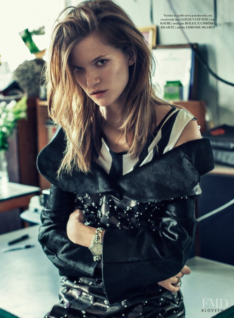 Kasia Struss featured in Nowhere Else, November 2012