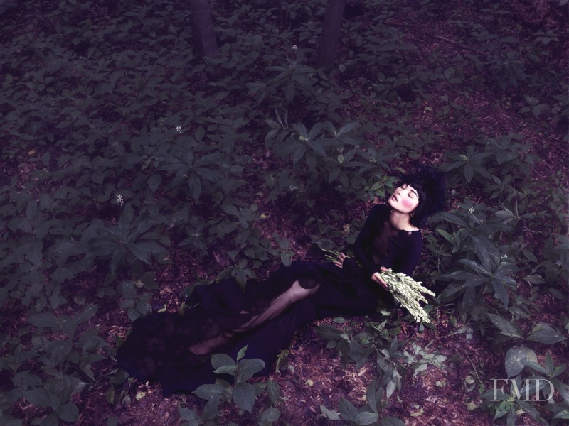 Miao Bin Si featured in Lost Heaven, October 2012