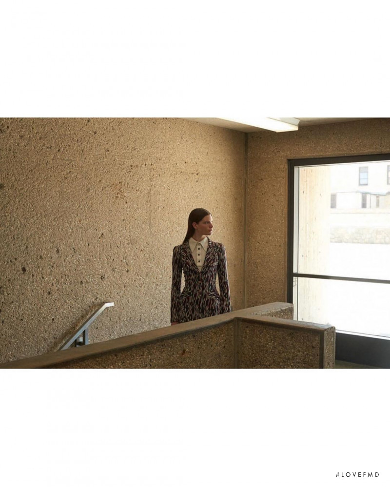 Carolina Burgin featured in Comenza De Nuevo, May 2020