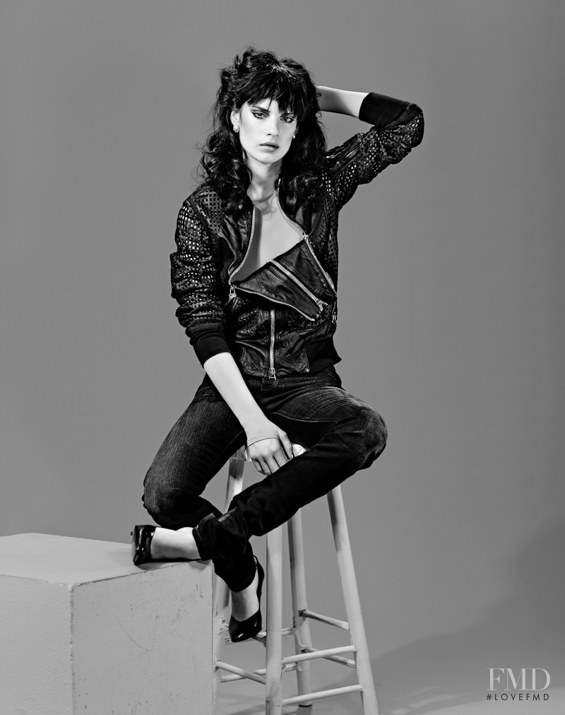 Querelle Jansen featured in J\'adore Jeans, March 2011