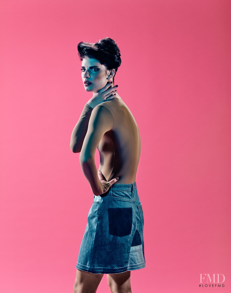 Querelle Jansen featured in J\'adore Jeans, March 2011