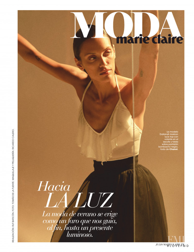 Dalianah Arekion featured in A Traves Del Cristal, July 2020