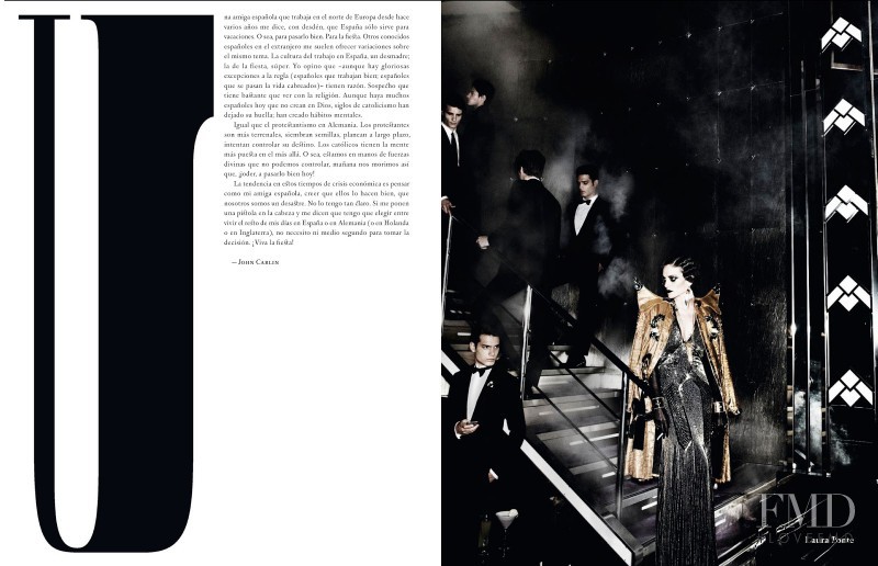 Laura Ponte featured in Jolgorio Y Algarabia, December 2012