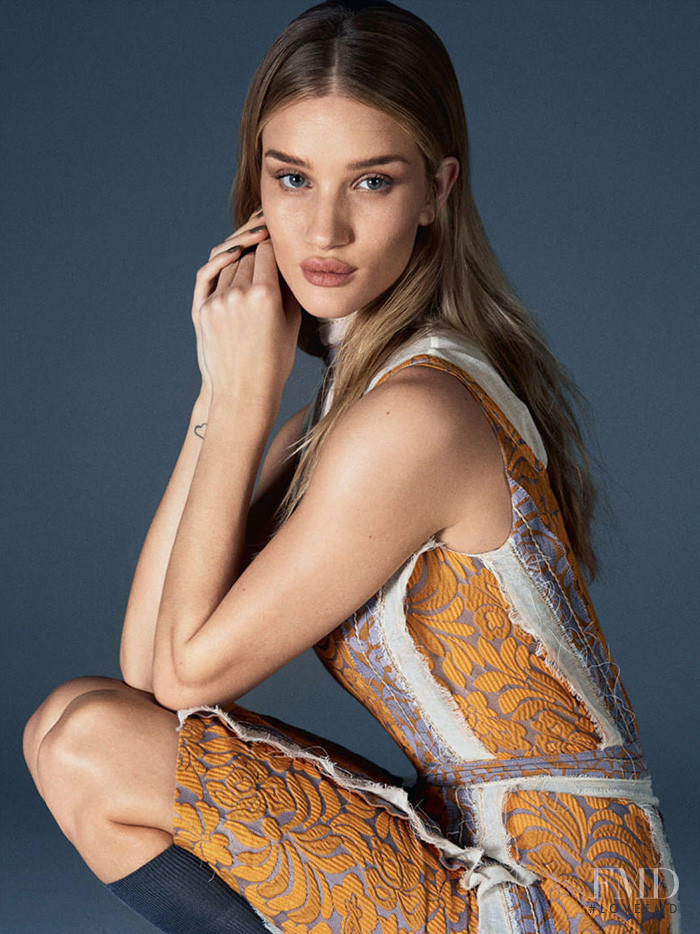 Rosie Huntington-Whiteley featured in Prolece Sa Rosie, March 2015