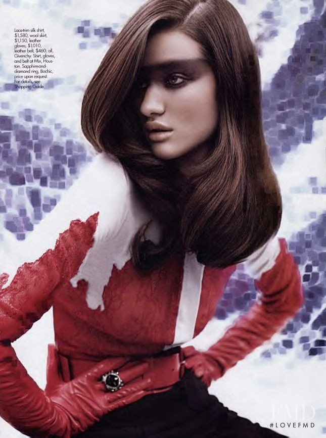 Rosie Huntington-Whiteley featured in Petic Devices, September 2006