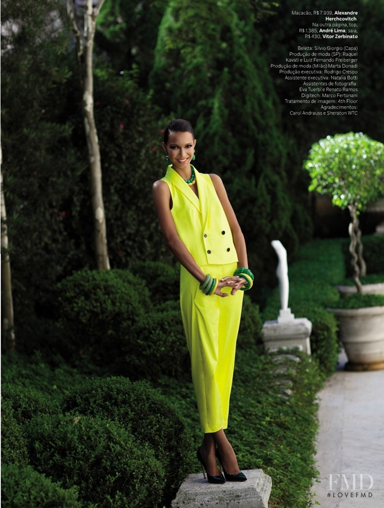 Lais Ribeiro featured in Partido Verde, January 2013