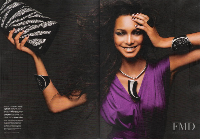 Lais Ribeiro featured in Mulher de fases, March 2011