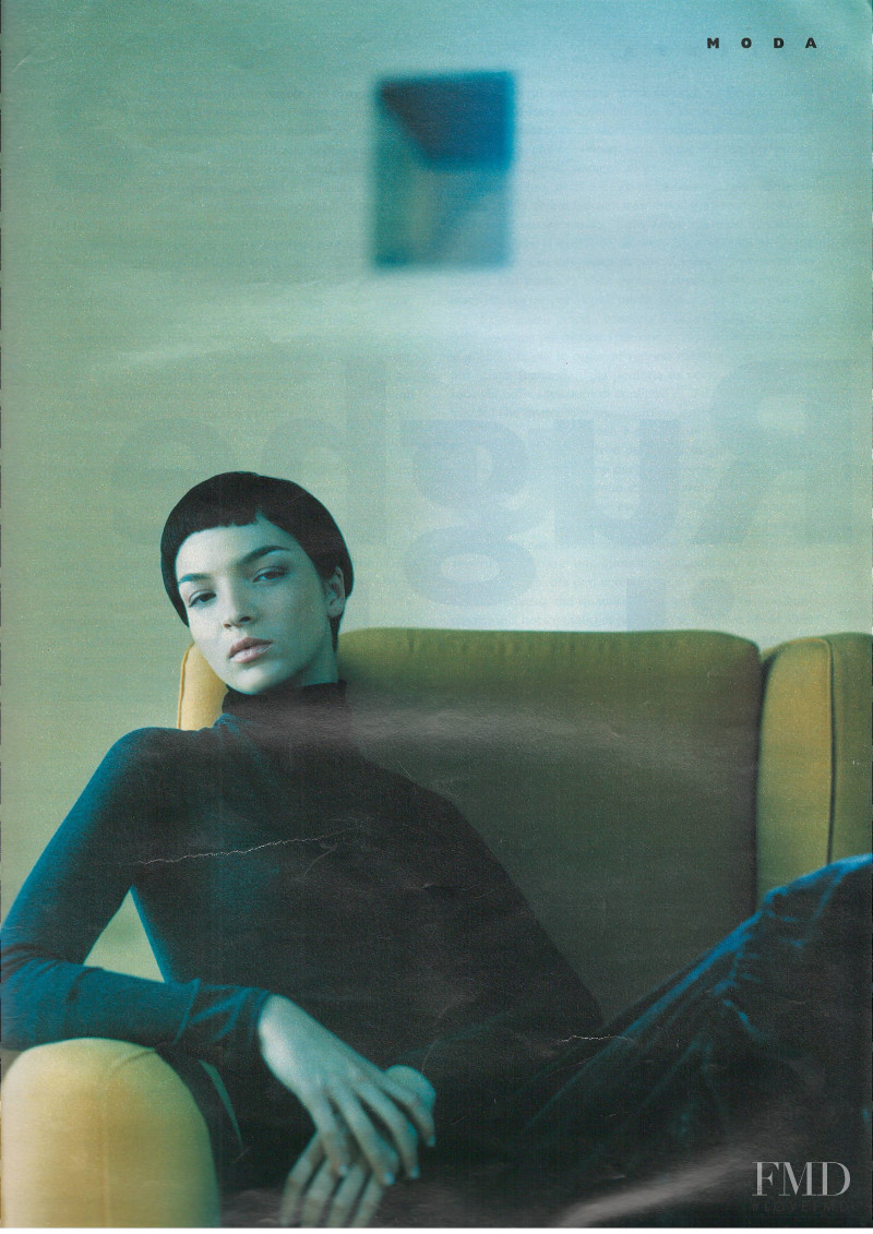 Mariacarla Boscono featured in Vita facile, December 2000