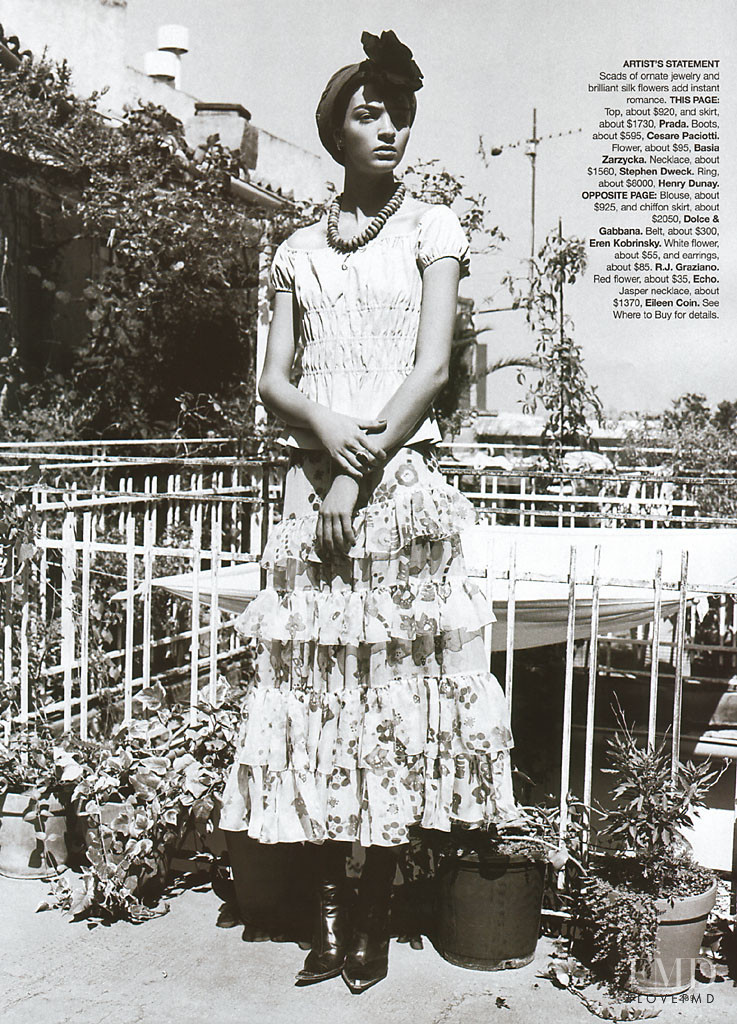 Mariacarla Boscono featured in Frida Kahlo, November 2001