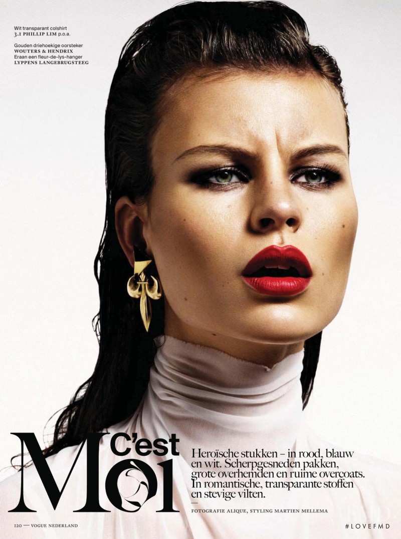 Naomi Nijboer featured in C\'est Moi, December 2012