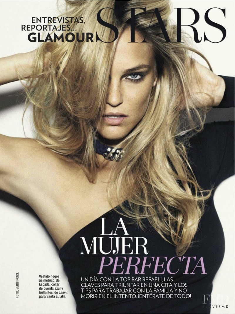 Bar Refaeli featured in La Mujer Perfecta, December 2012