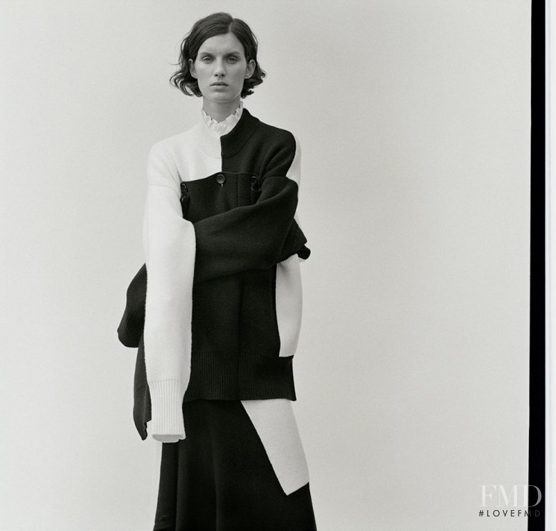 Marte Mei van Haaster featured in Marte Mei Van Haster, September 2017