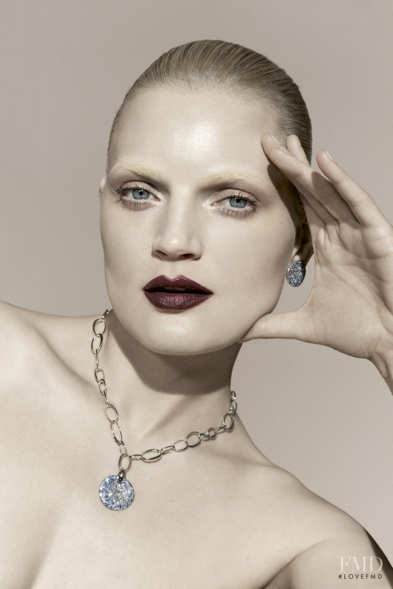 Guinevere van Seenus featured in Exotic Varieties, November 2016