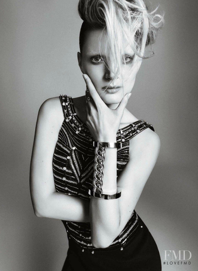 Guinevere van Seenus featured in Sentimiento Barroco, September 2012