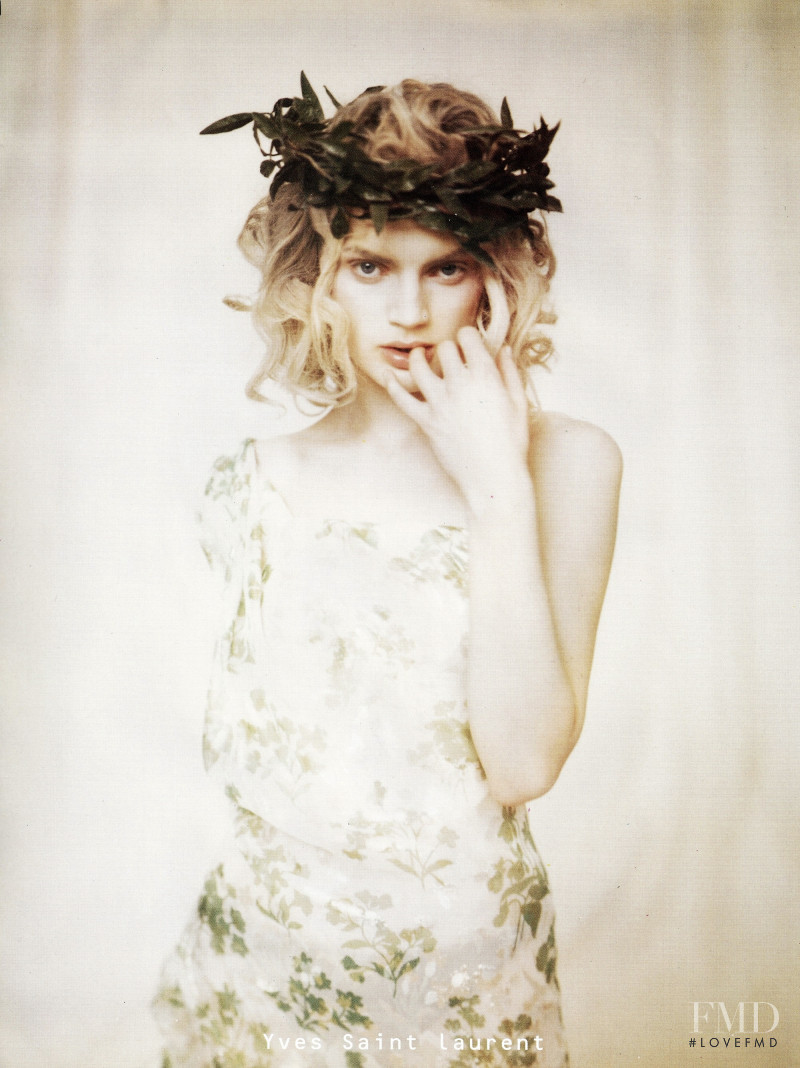 Guinevere van Seenus featured in Il Sogno, March 1996