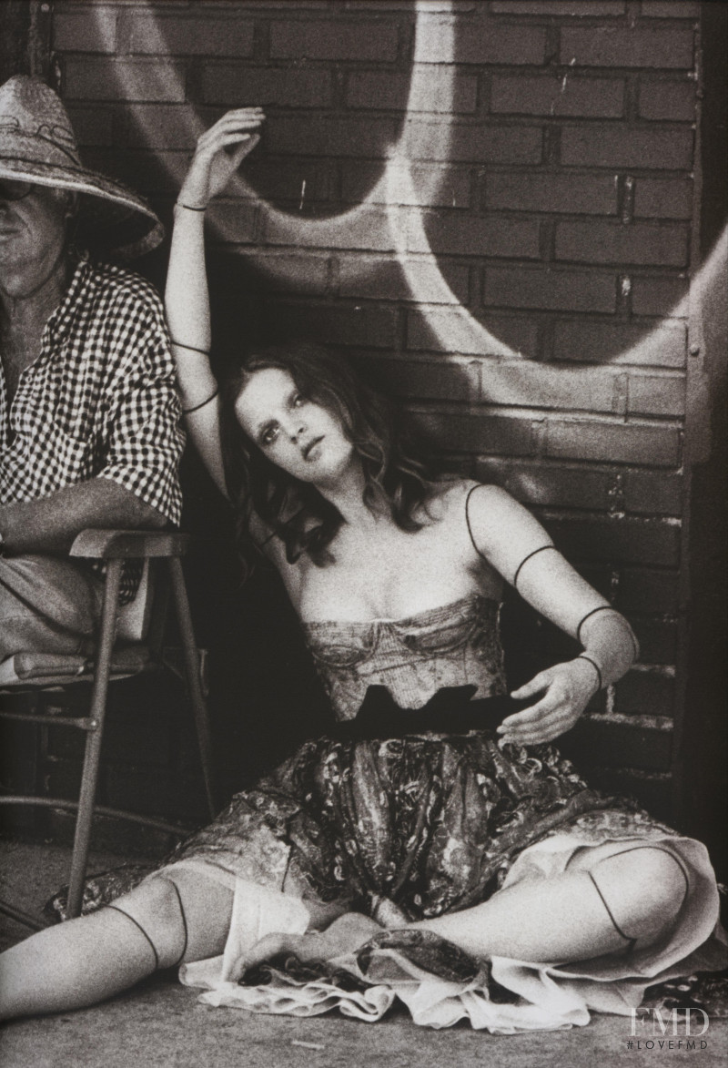 Guinevere van Seenus featured in No Strings Attached, September 2004