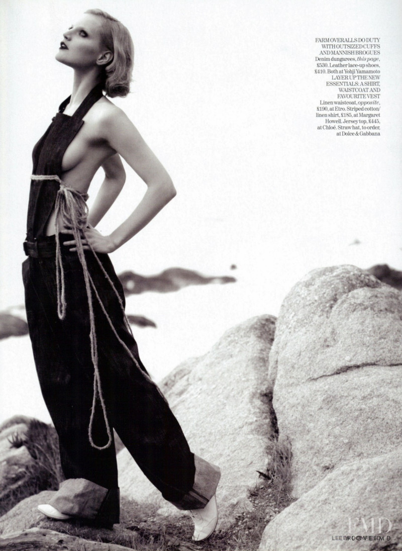 Guinevere van Seenus featured in Landgirl, April 2006