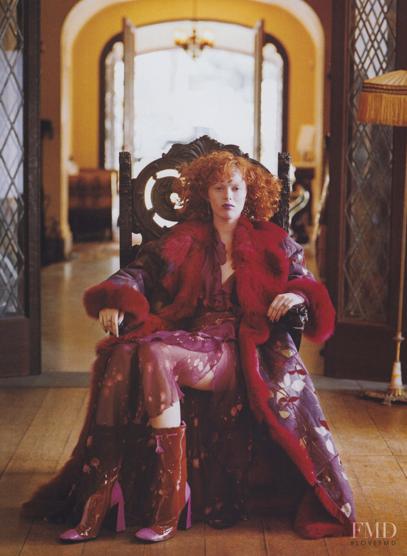 Karen Elson featured in A Guilded Cage, September 1999