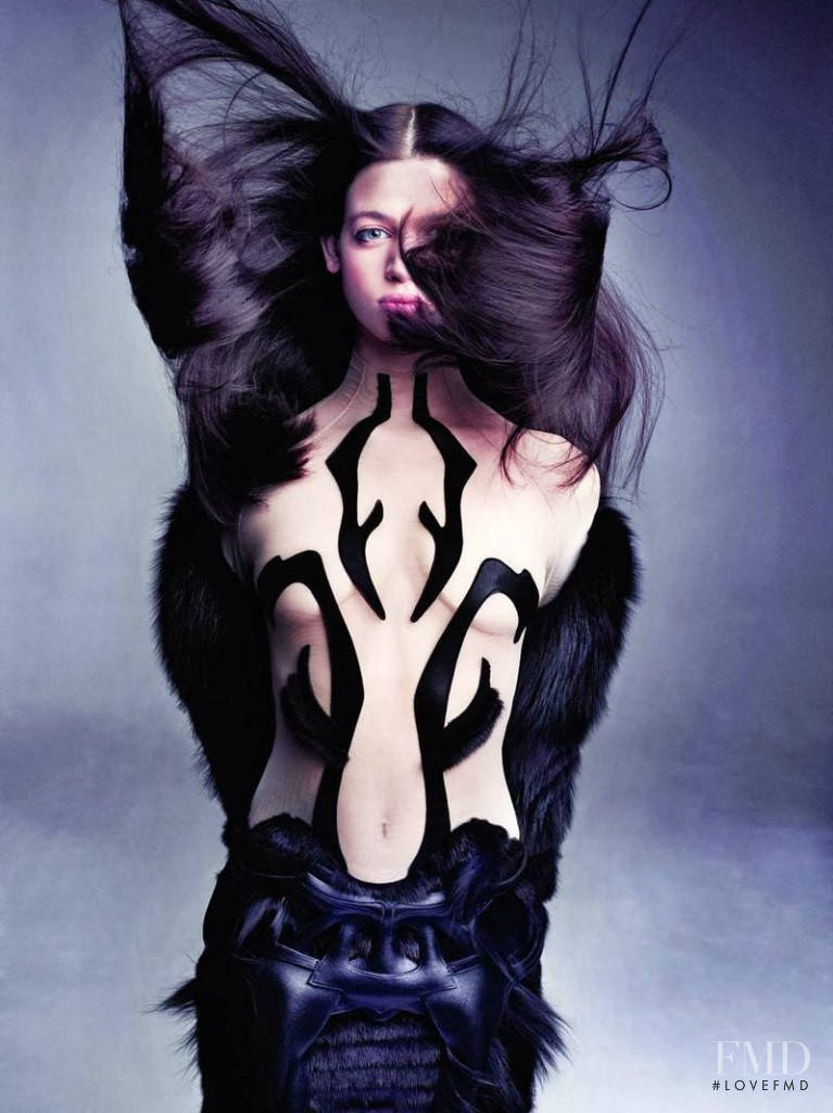 Lily McMenamy featured in Lily McMenamy, January 2014