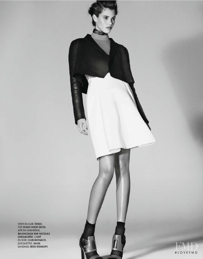 Pauline Hoarau featured in Hot En Couleurs, December 2012