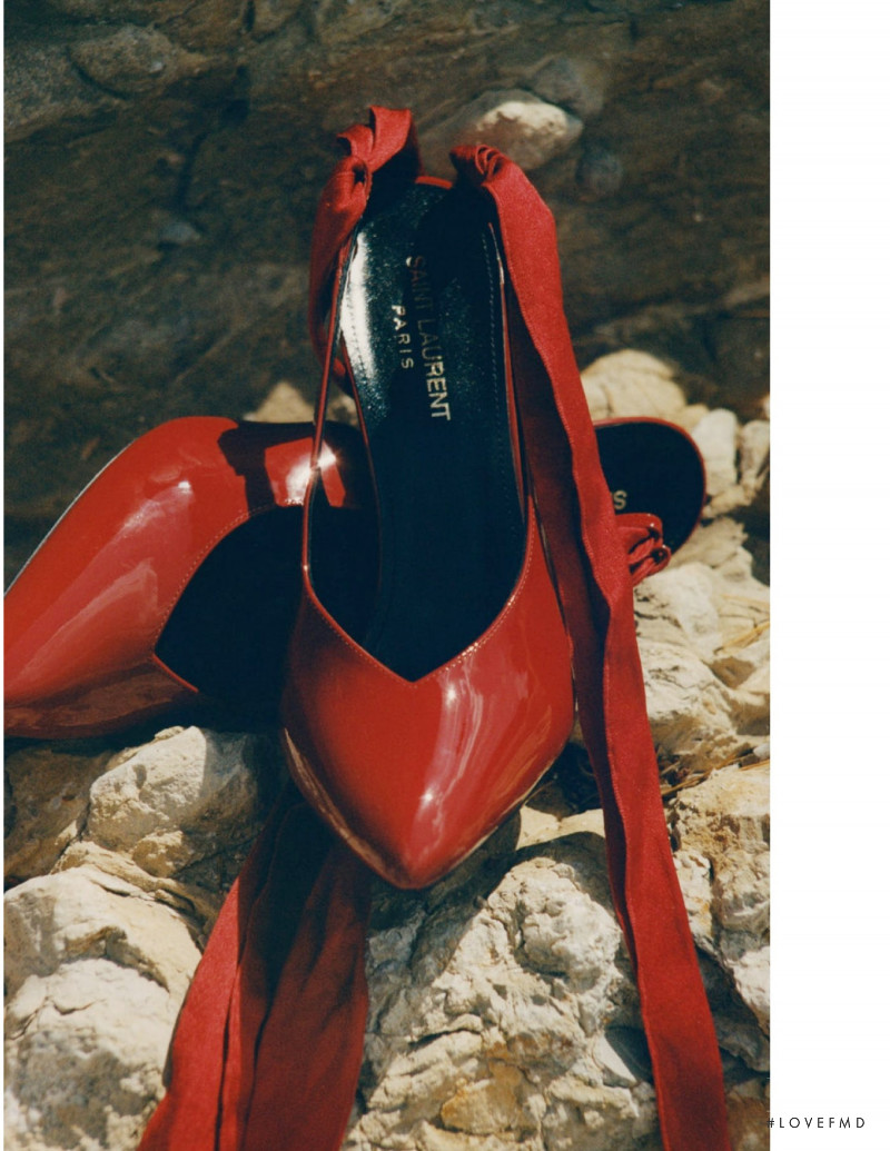 La Femme En Rouge, October 2020