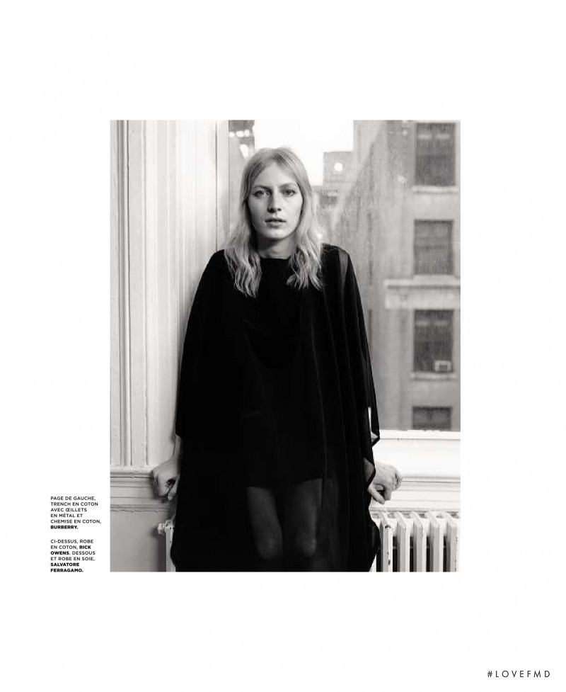 Julia Nobis featured in Minimalisme, Nouvel Épisode, March 2019