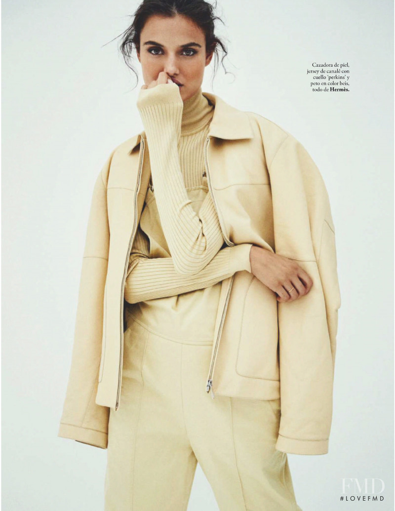 Blanca Padilla featured in Looks Maestros, October 2020