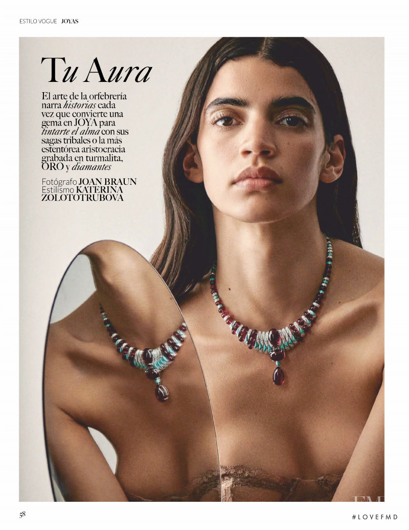 Irene Guarenas featured in Tu Aura, November 2020