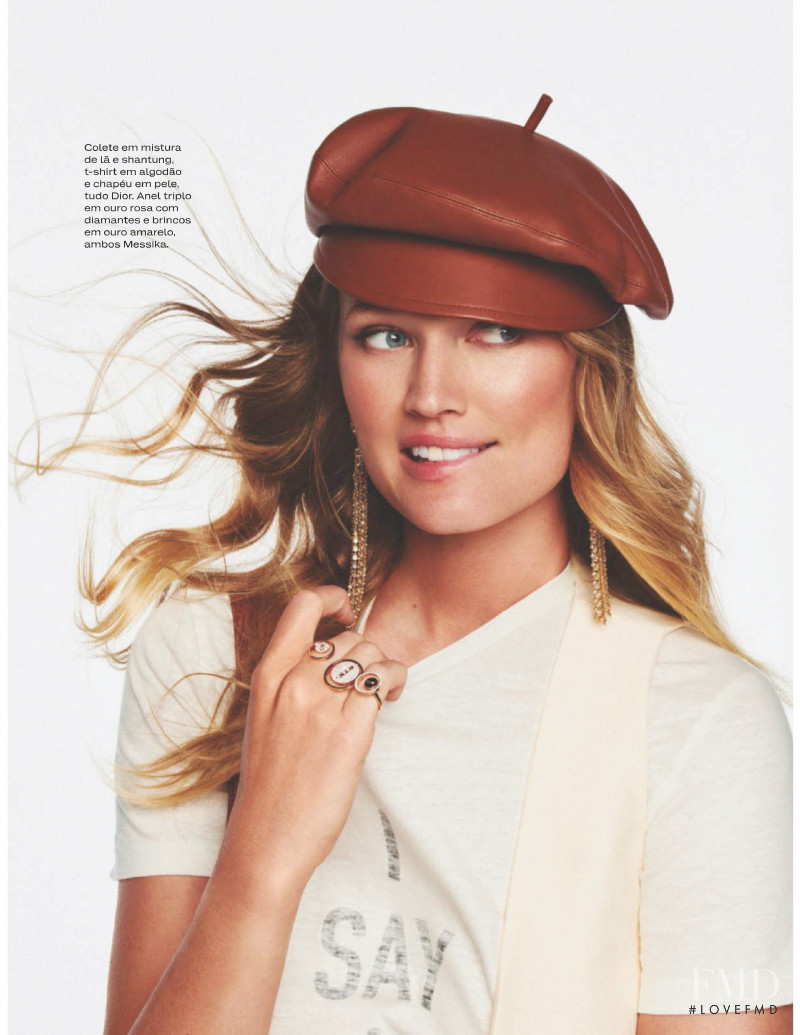 Toni Garrn featured in Novos Moldes, December 2020