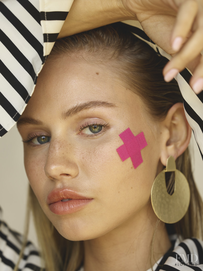 Scarlett Leithold featured in Scarlett Leithold, May 2018