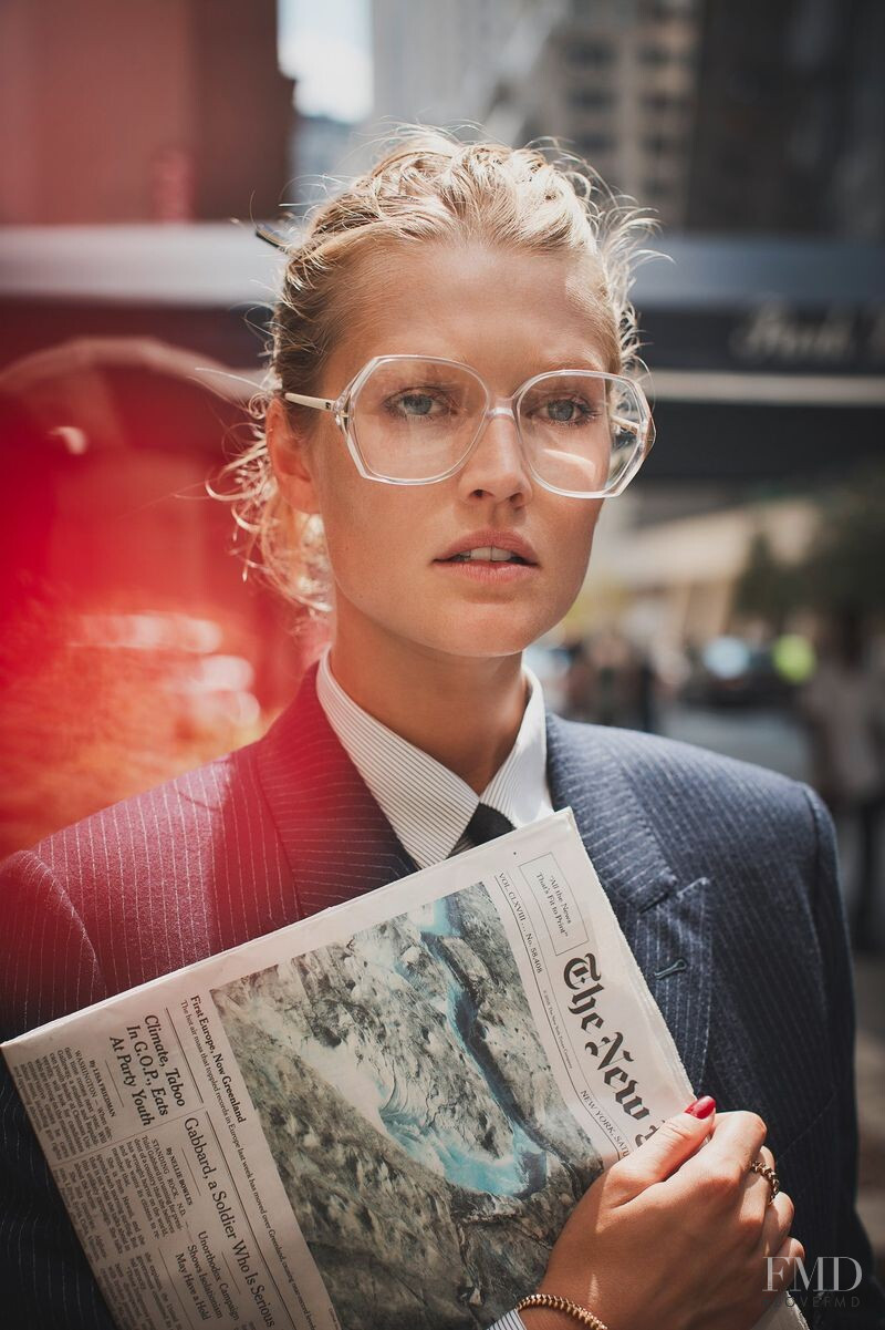 Toni Garrn featured in Toni Garrn, September 2019