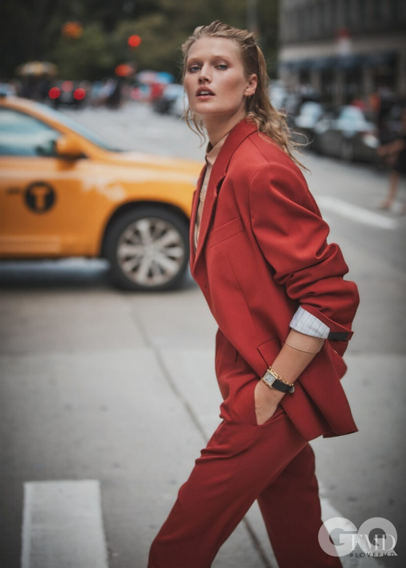 Toni Garrn featured in Toni Garrn, September 2019