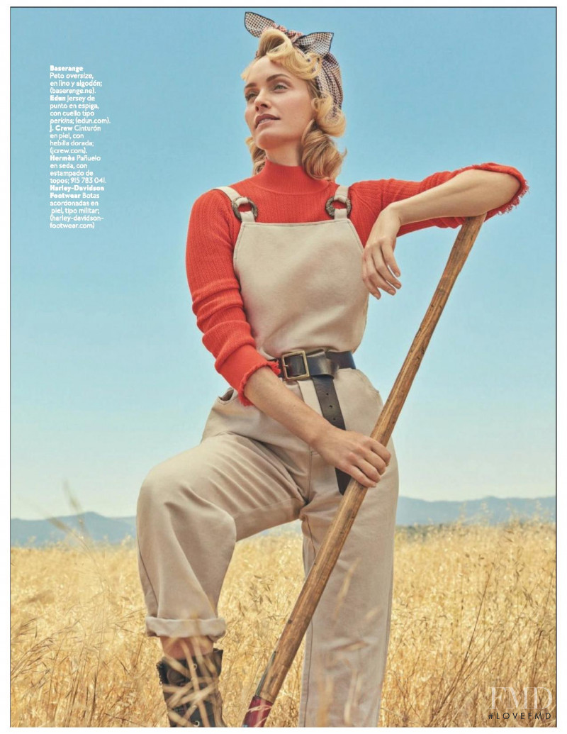 Amber Valletta featured in She Can Do It!, November 2017