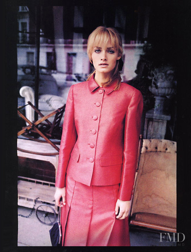 Amber Valletta featured in Isn\'t It Darling, September 1995