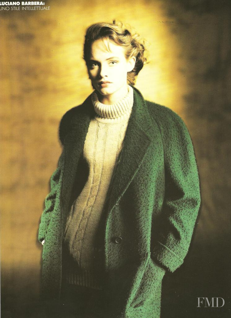 Amber Valletta featured in Luciano Barbera : Uno stile intellettuale, October 1989