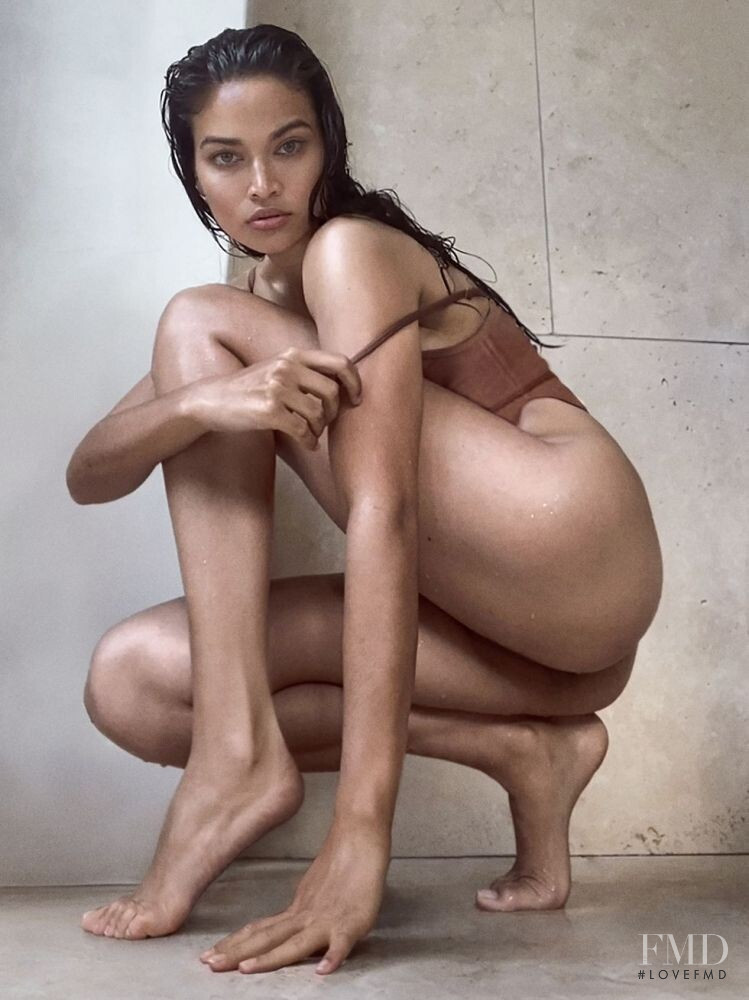 Shanina Shaik featured in Shanina Shaik, June 2020