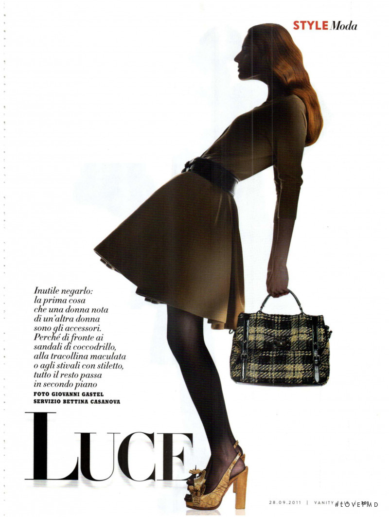 Iliana Papageorgiou featured in Contro Luce, September 2011