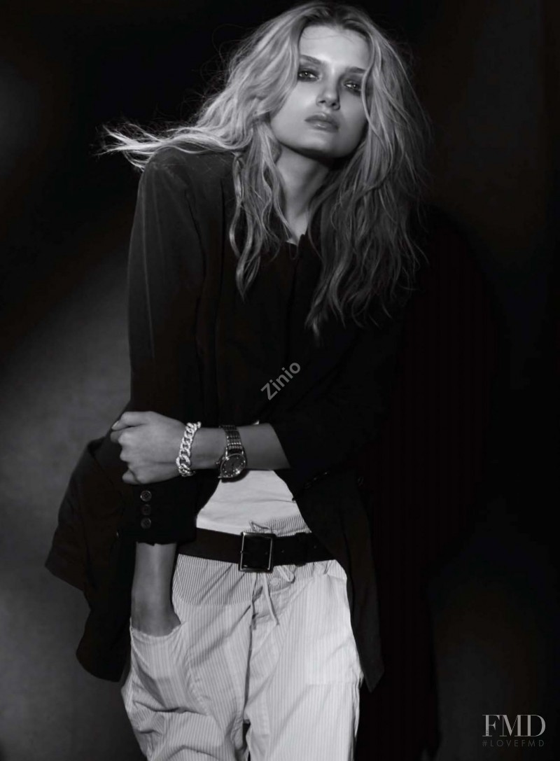 Lily Donaldson featured in Street Chic, April 2009