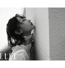 Zhou Dongyu in Elle China with - (ID:68644) - Fashion Editorial