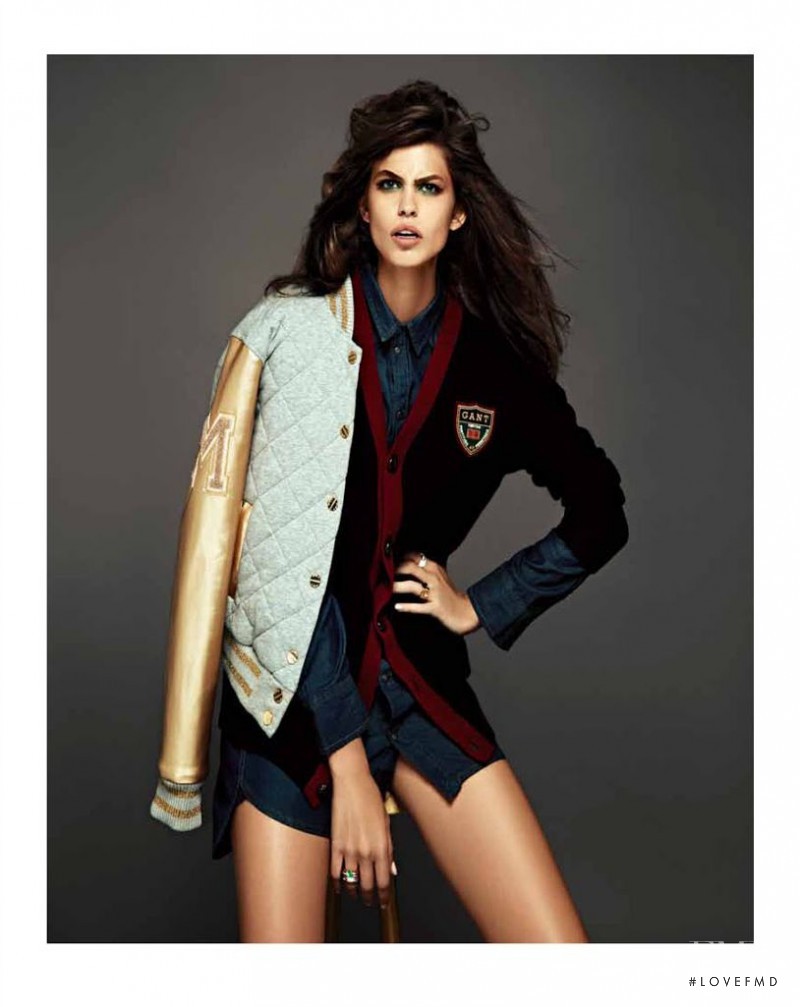 Lauren Auerbach featured in Preppy girl, October 2011