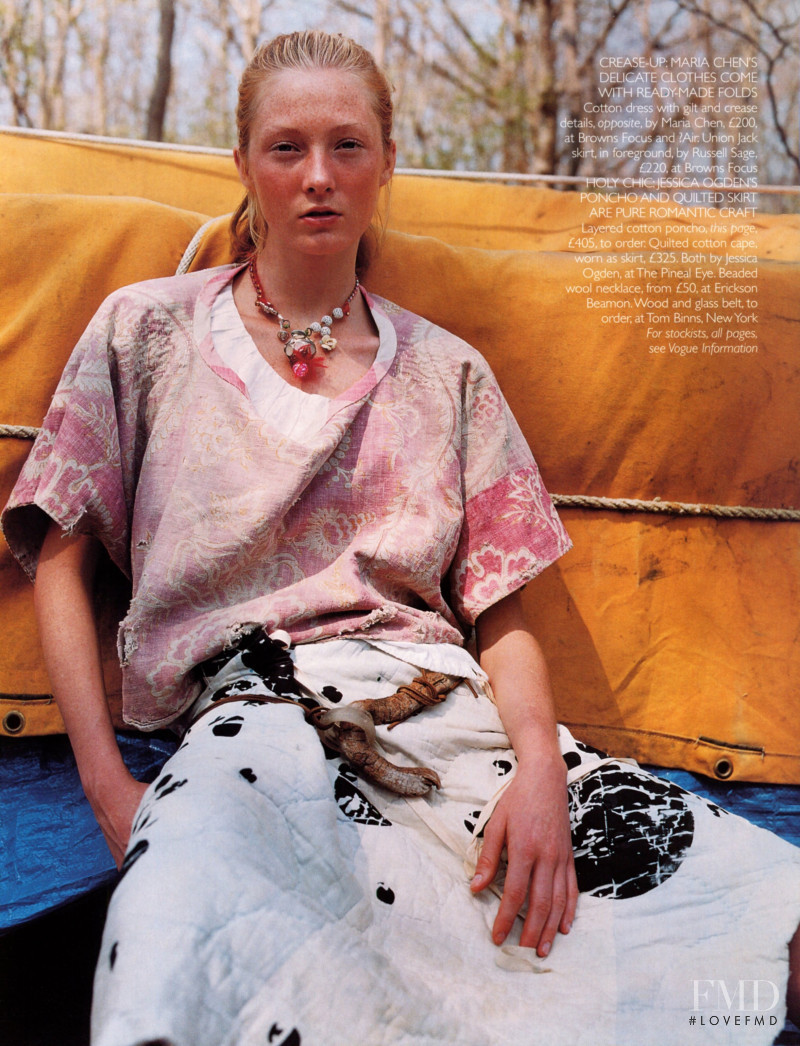 Maggie Rizer featured in Salavge Chic, August 2000