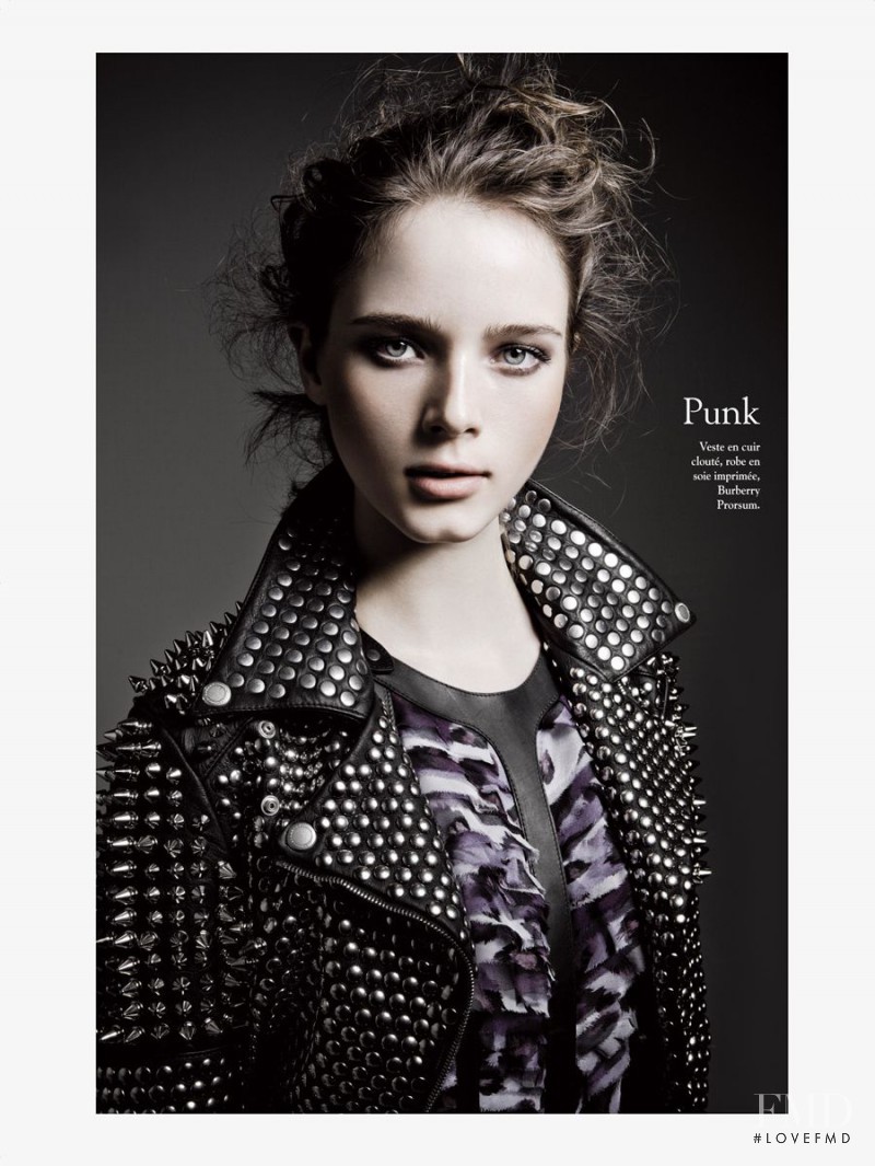 Anna de Rijk featured in Revue de Saison, March 2011