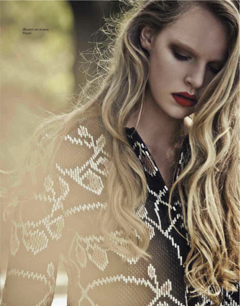 Marieke van de Braak featured in Looking Woman, February 2013