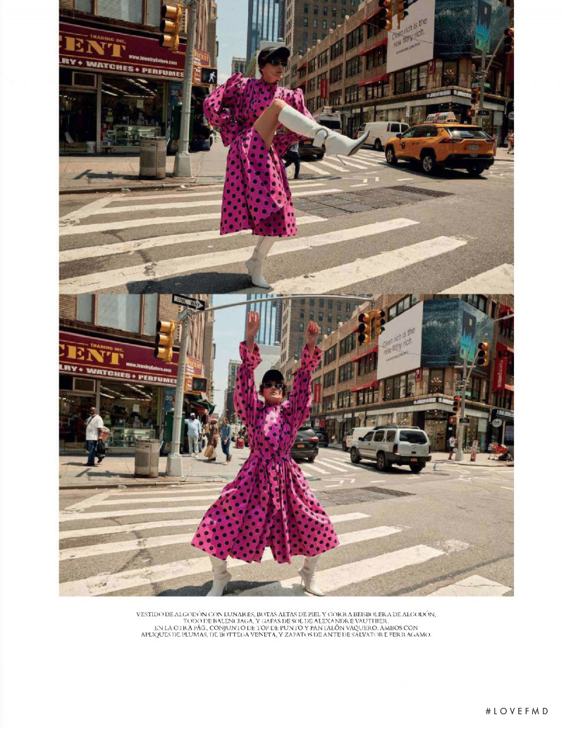 Shalom Harlow featured in Shalom En Manhattan, September 2021