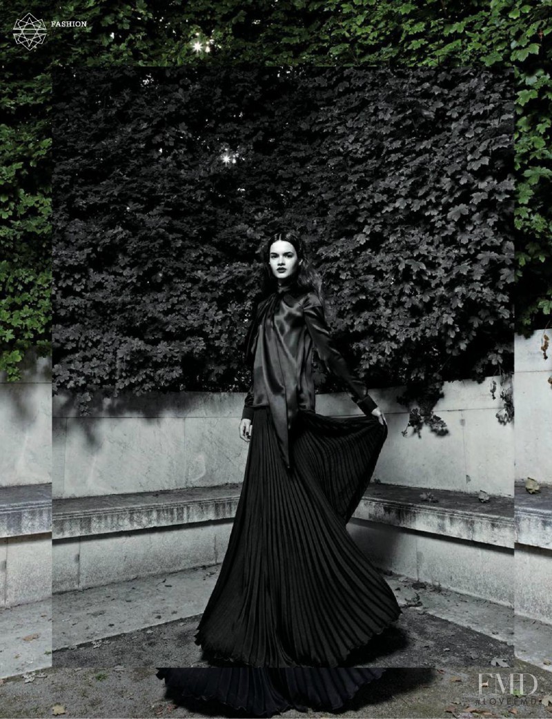 Andrea Ojdanic featured in Snowwhite, September 2012