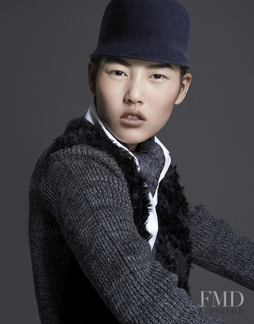 Liu Wen featured in Knitting Dreams, October 2008