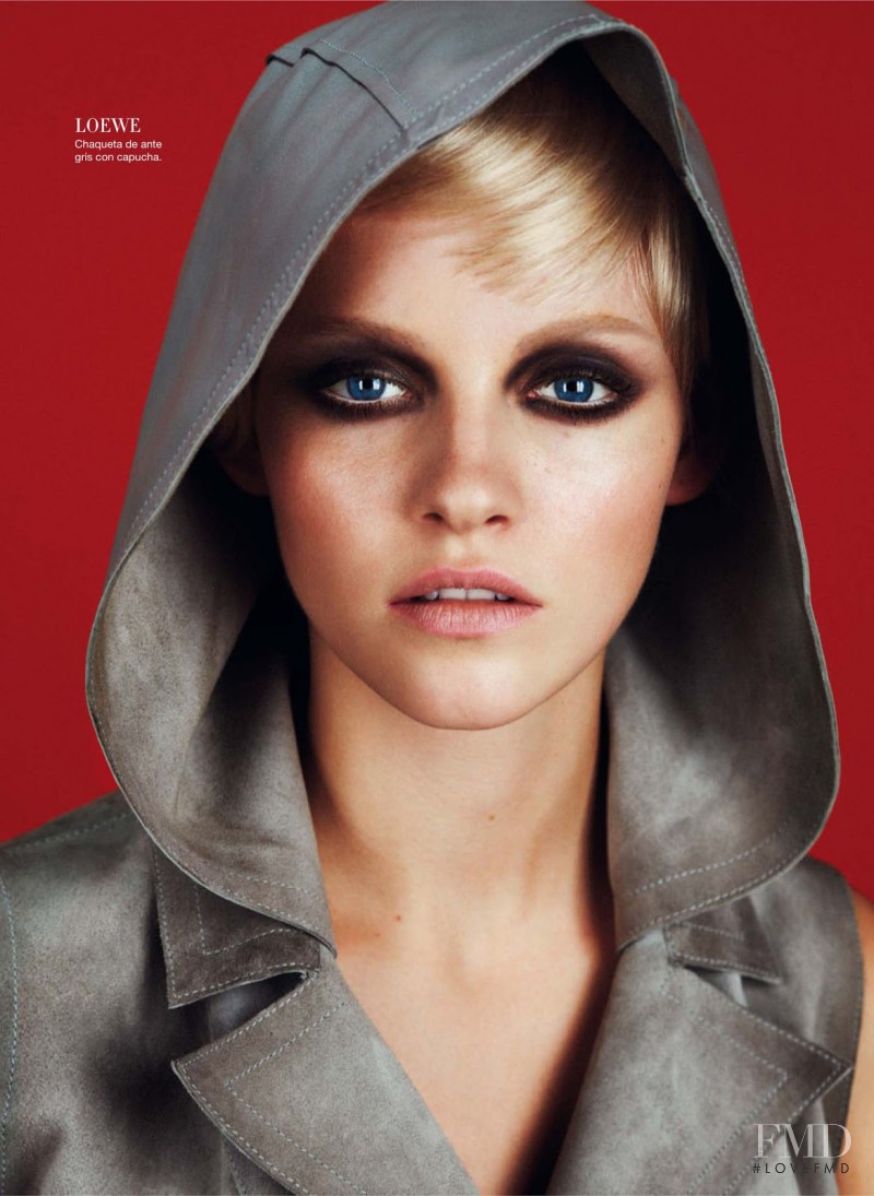 Ginta Lapina featured in Espíritu Geométrico, February 2013