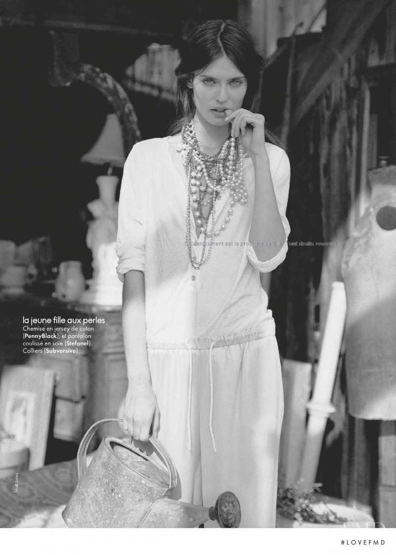 Bianca Balti featured in Loungewear à l\'italienne, July 2009