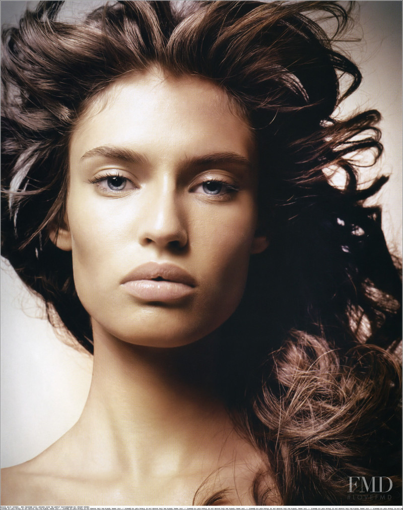 Bianca Balti featured in Be Happy!, December 2004